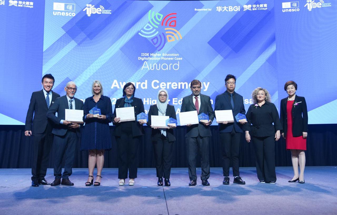 29352572.jpg 9578c778-bc74-4a37-a854-982e77bebb5c.jpg